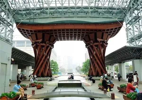 金泽鼓门.jpg
